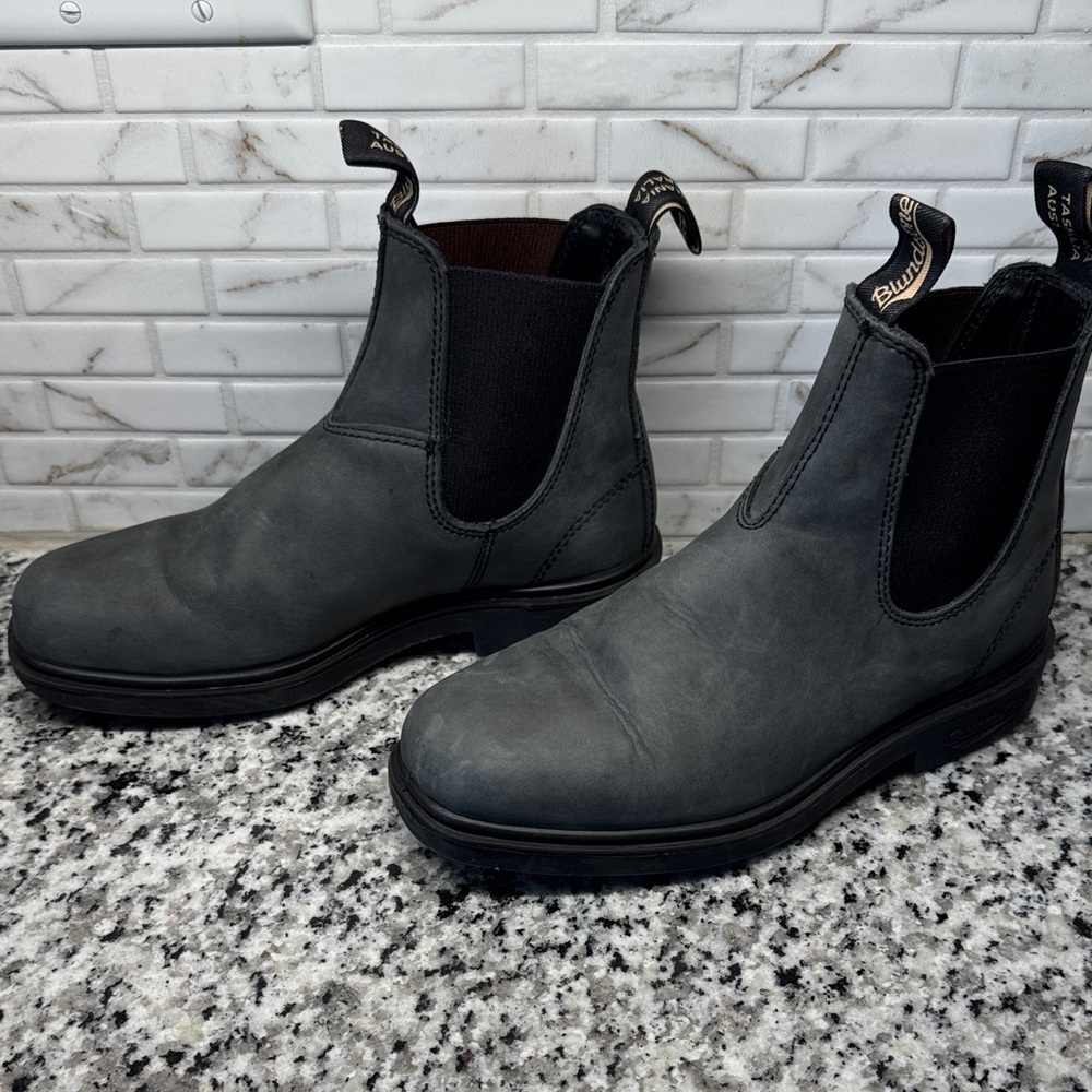 Blundstone Rustic Black Dress Boots - Picture 4 of 14